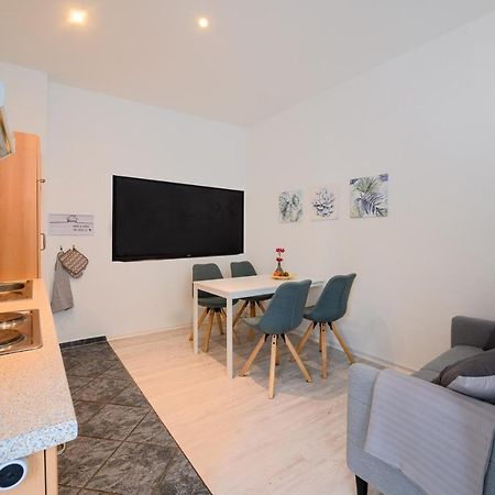 Grosszuegige Wohnung, Top-Lage Auf Dem Werder, Max 4 Personen Магдебург Экстерьер фото