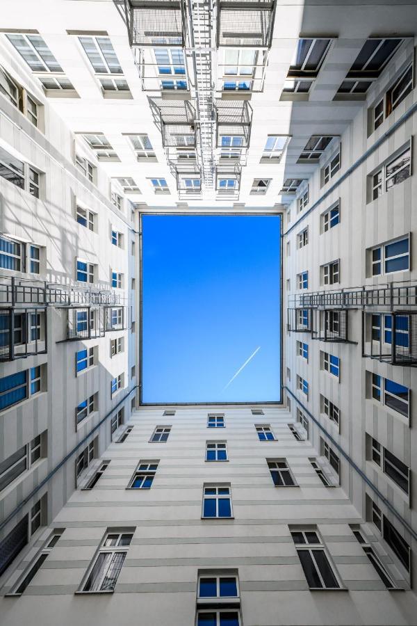 Grosszuegige Wohnung, Top-Lage Auf Dem Werder, Max 4 Personen Магдебург Экстерьер фото